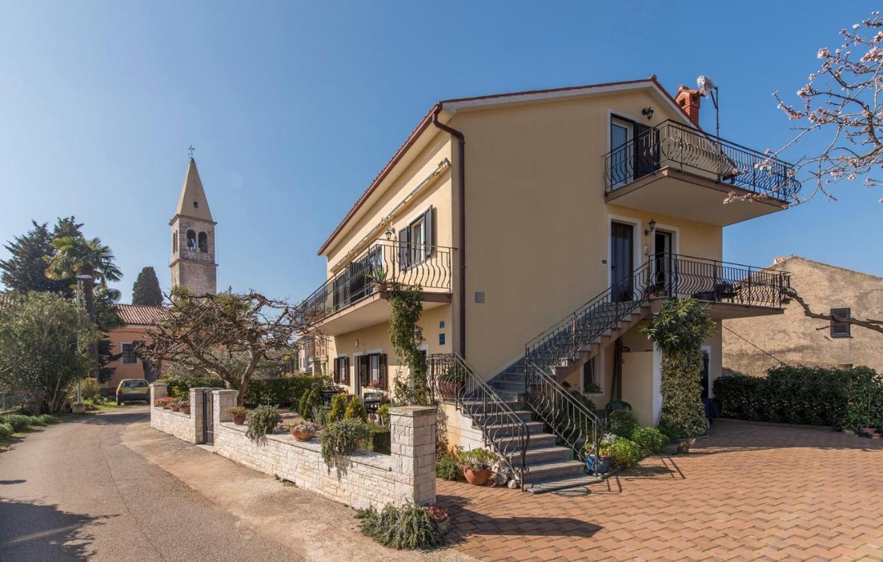 Apartment Complex Orzan Lovrecica Lovrečica Exterior foto